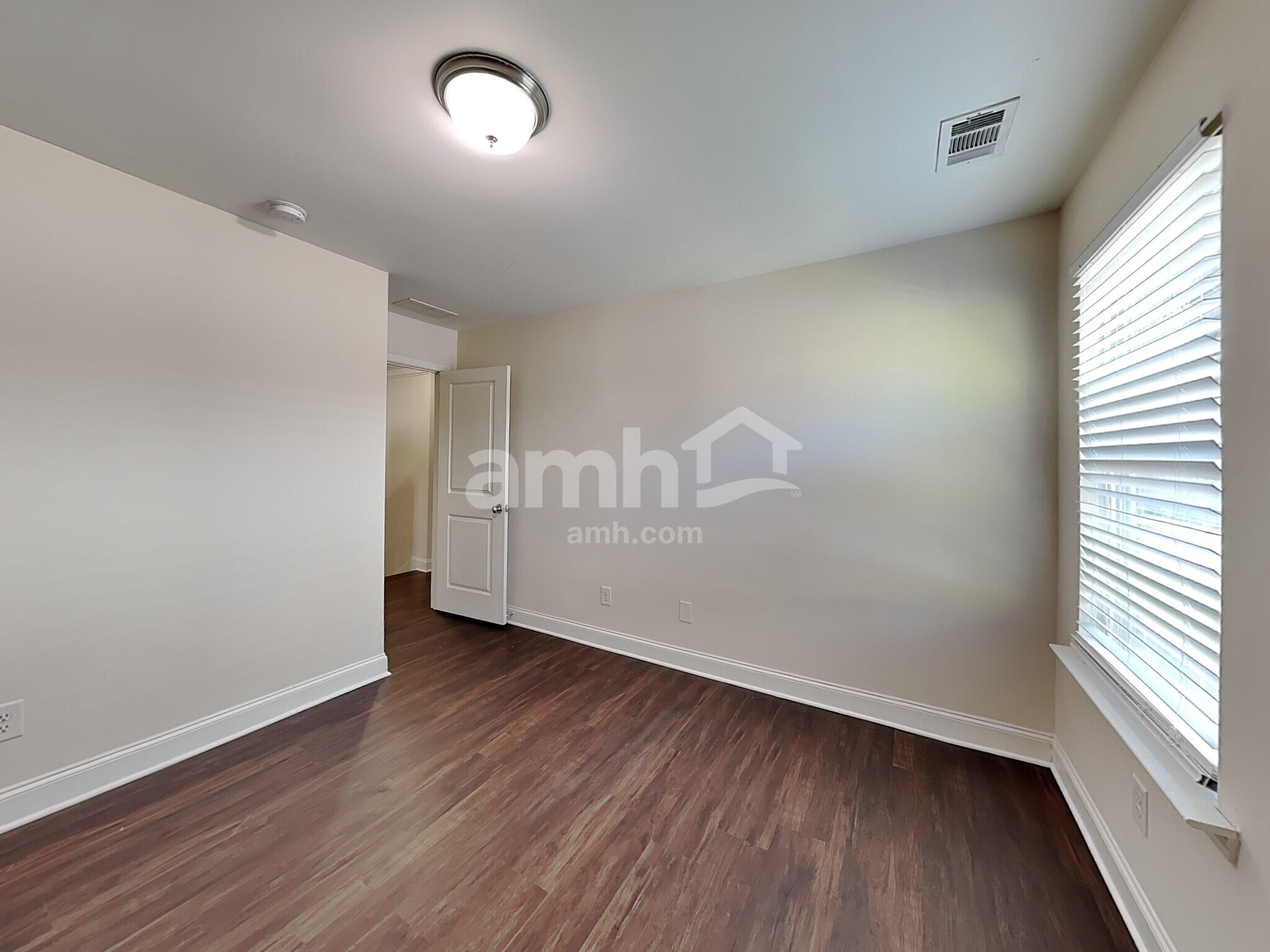 Building Photo - 2750 Freemont St