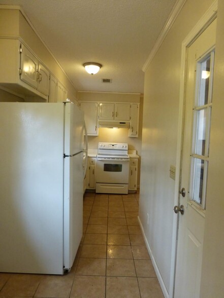 kitchen - 55 Beech Hills