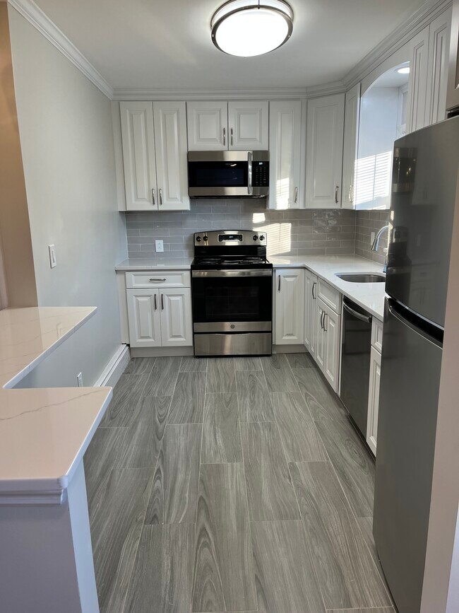 Kitchen - 1205 Little Neck Ave