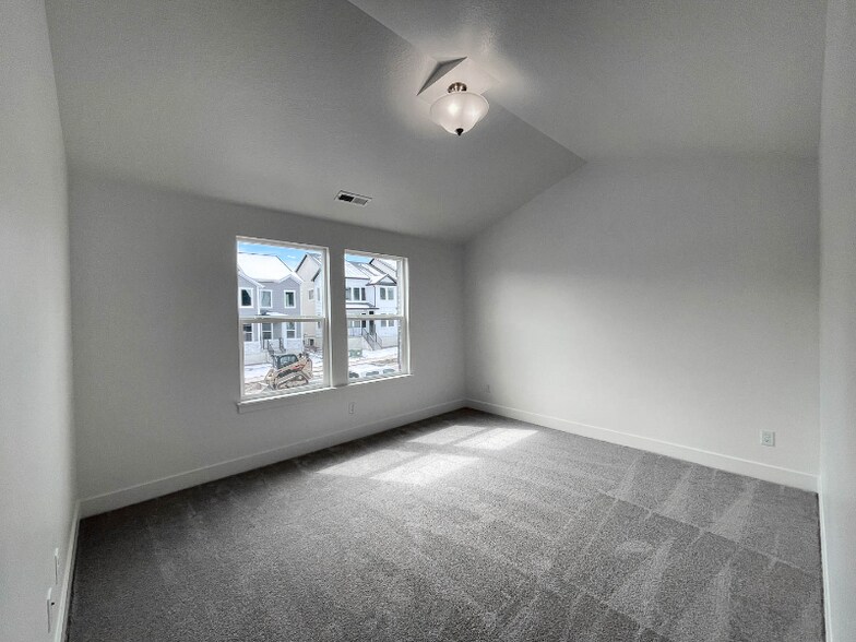 Building Photo - 4508 W Watchmen Wy