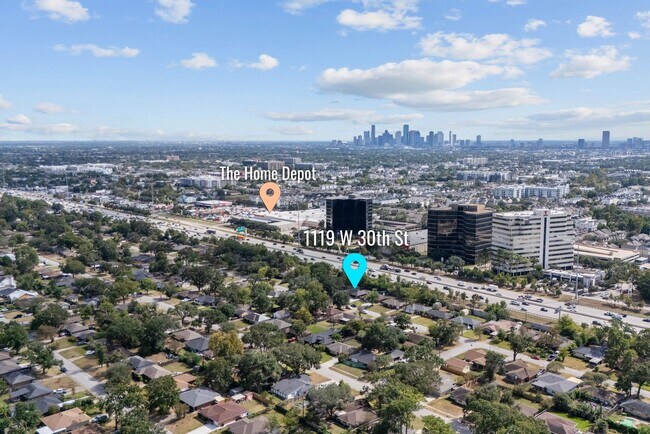 Building Photo - 1119 W 30th St