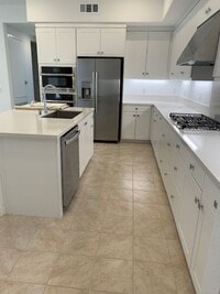 Building Photo - 445 Mulligan