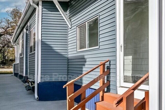 Building Photo - 4217 S 22nd St