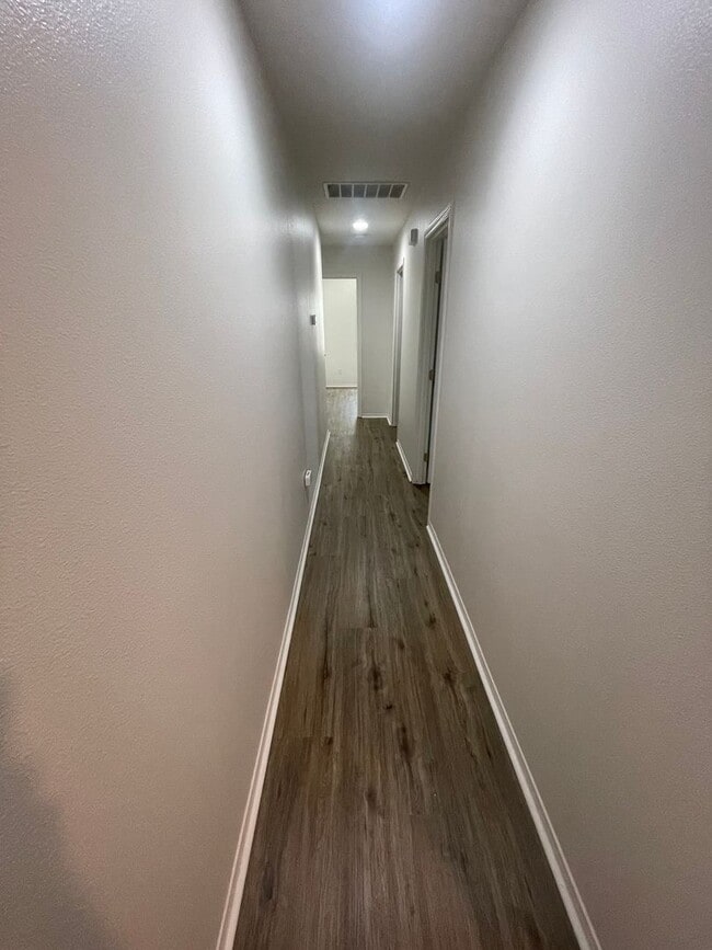 Building Photo - Must See Updated Home!