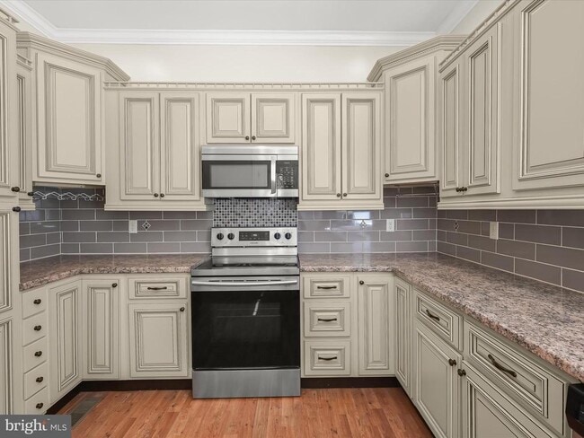 Building Photo - 13 N Allegany St