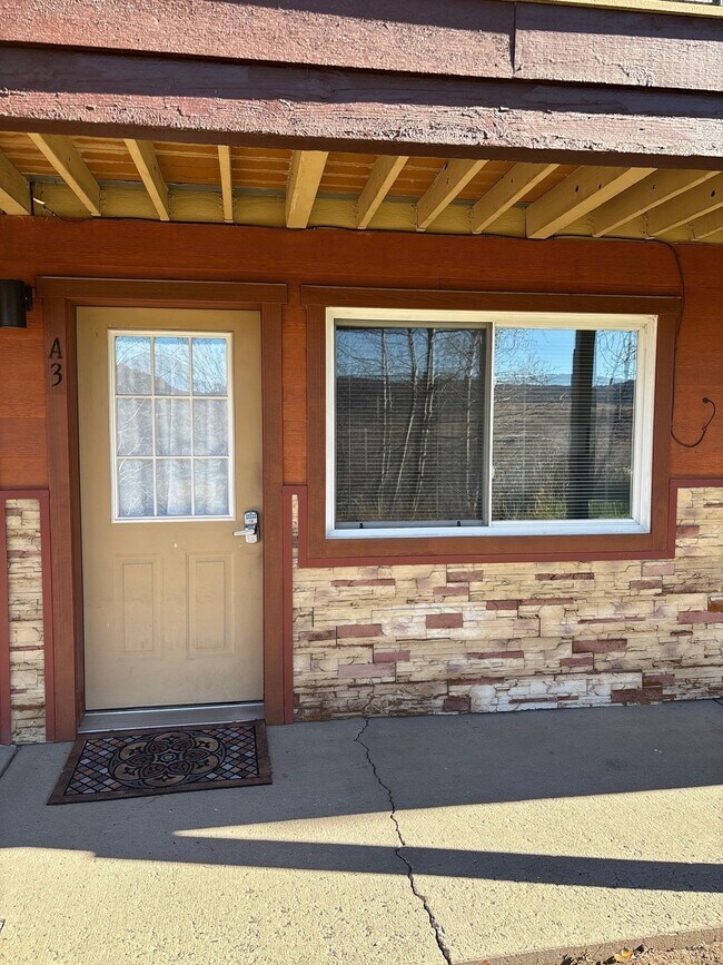 Building Photo - 3295 Apres Ski Way