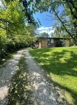 Private off road - 4225 N Kinser Pike