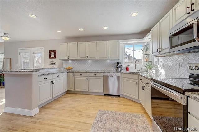 Building Photo - 1714 Foxfield Dr