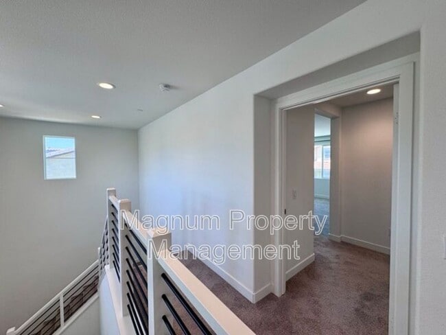 Building Photo - 34118 Willow Stone St