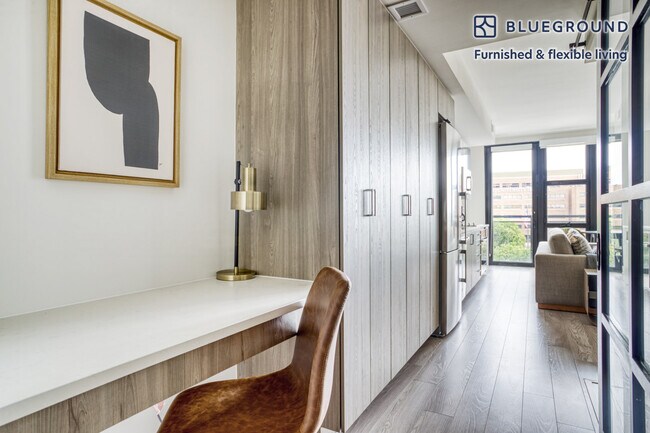 Building Photo - 2009 8th St NW