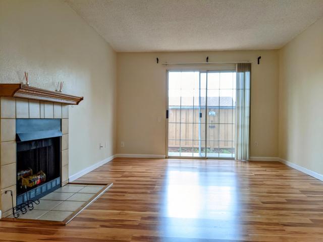 Building Photo - 2 bedroom in Hercules CA 94547