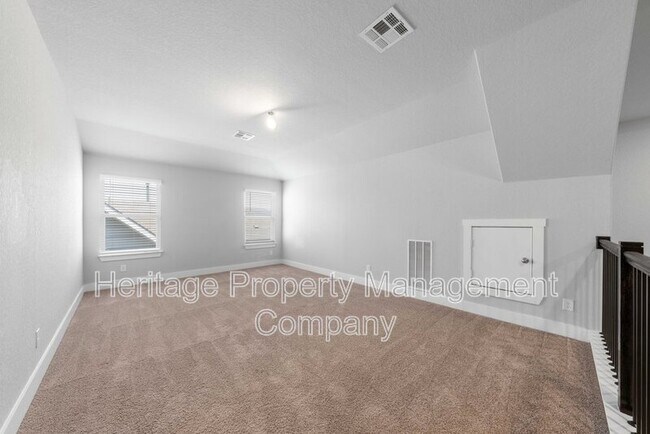 Building Photo - 4534 Lampasas Flts