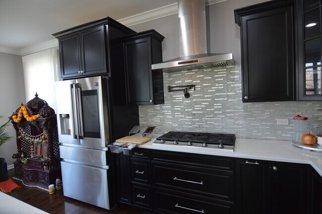 Building Photo - 124 Roman Ln