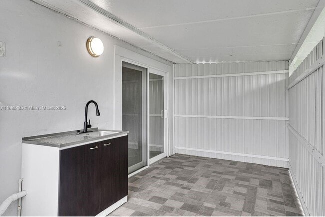Building Photo - 7930 SW 36th Terrace