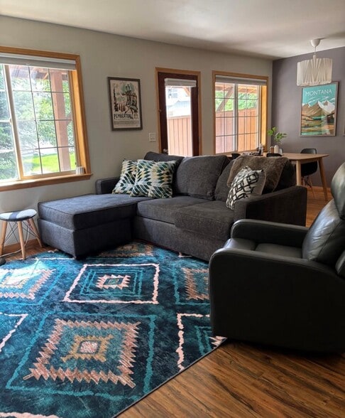 Building Photo - 2938 Warbler Way