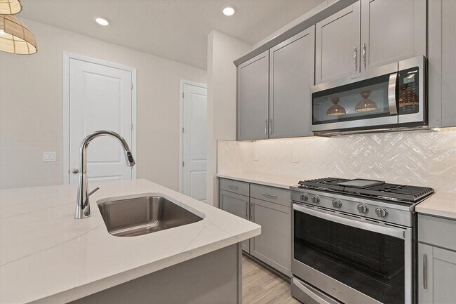 Building Photo - 9043 Duany Ln