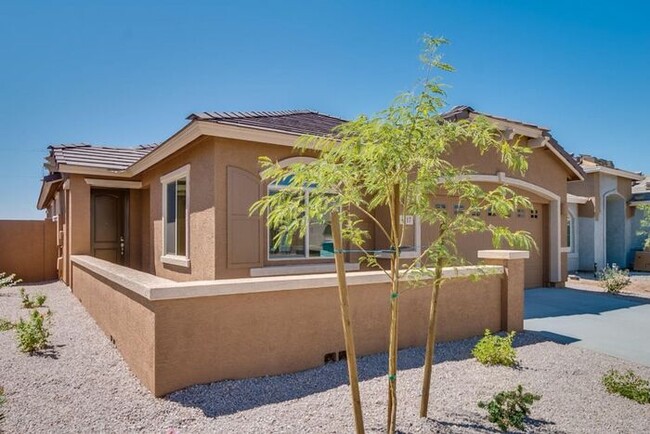 Building Photo - This stunning single-story home!