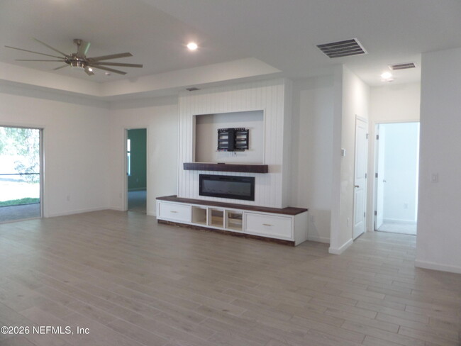 Building Photo - 1495 Huntley Holw Dr