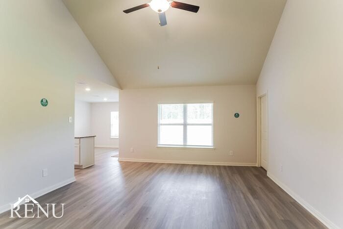Building Photo - 10490 Red Cardinal Dr