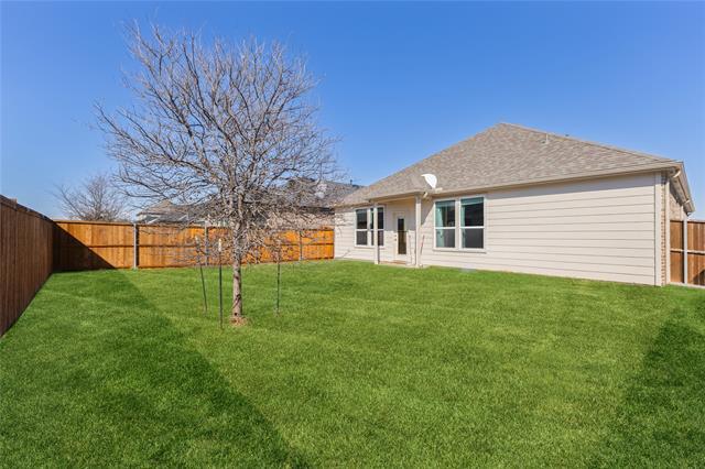 Building Photo - 2024 Robert St