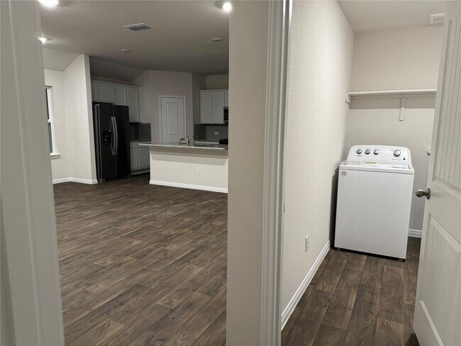 Building Photo - 13717 Thomas Wheeler Wy