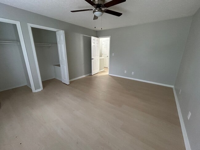 Building Photo - 1/2 OFF 1ST MONTH RENT! Modern 3-Bed, 2.5-Bath Townhome with Granite Kitchen & New Appliances!