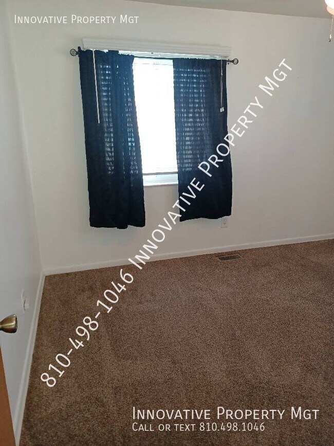 Building Photo - 3462 Ridgecliffe Dr