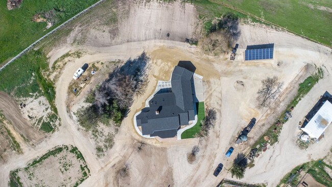 Building Photo - 8850 Rocky Canyon Rd