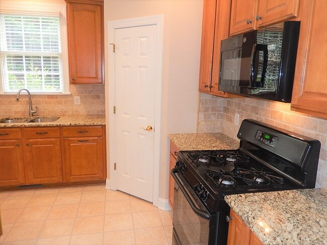 Building Photo - 7369 Fontana Ridge Ln