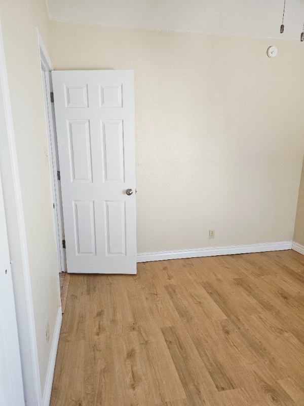 Building Photo - 11148 Loma Escondida Dr