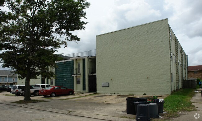 Building Photo - 2900 Independence St