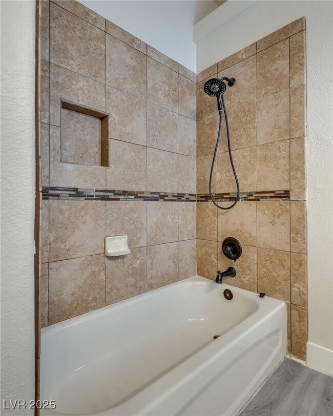 Building Photo - 3913 Diamond Ridge St