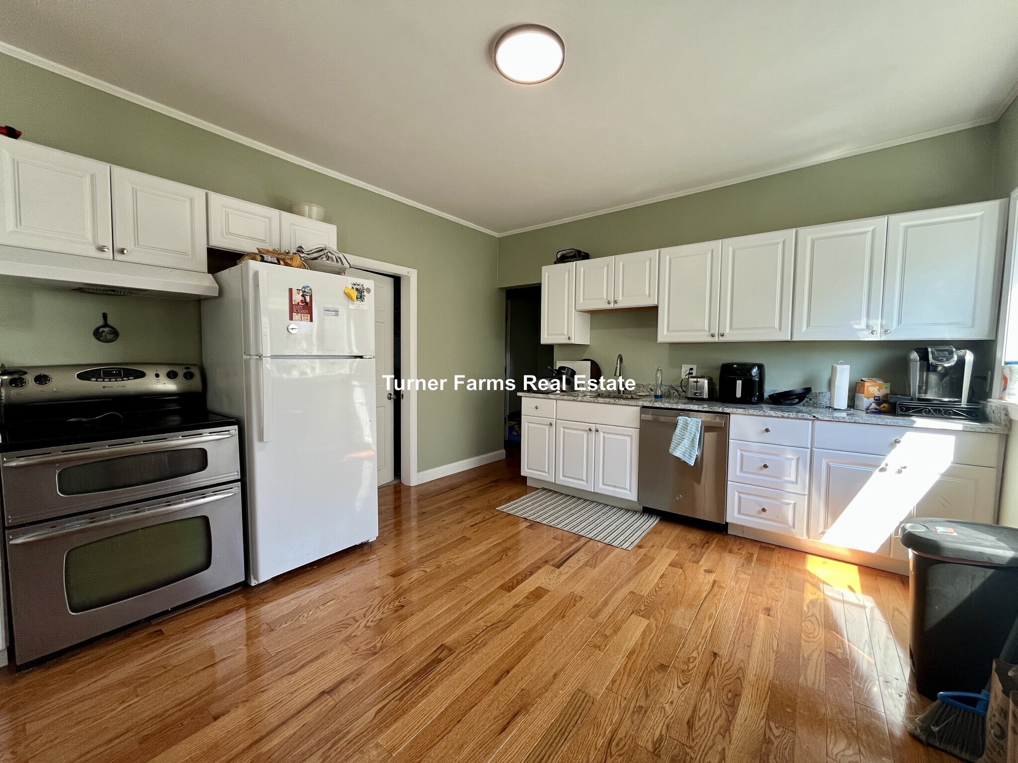 Building Photo - 43 Martin St