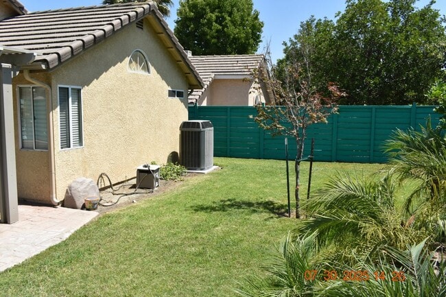 Building Photo - 7622 Belpine Pl