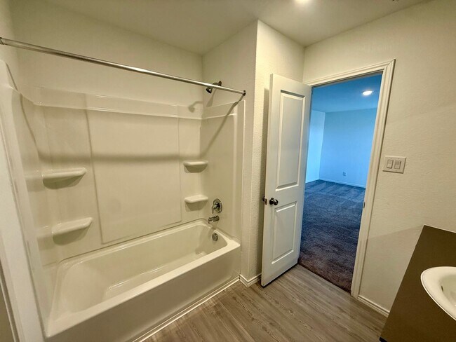 Building Photo - 6679 Cibolo Springs