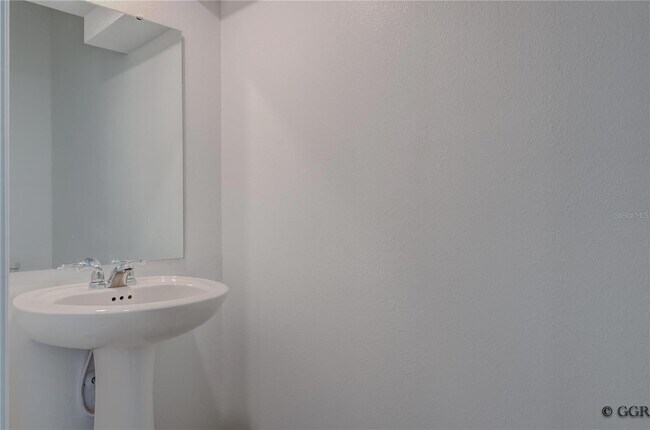 Building Photo - 3149 Laurent Lp