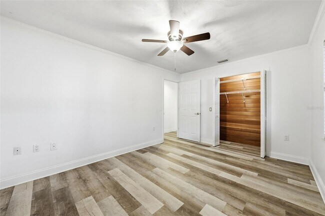 Building Photo - 6254 Alligator Lake Shore E