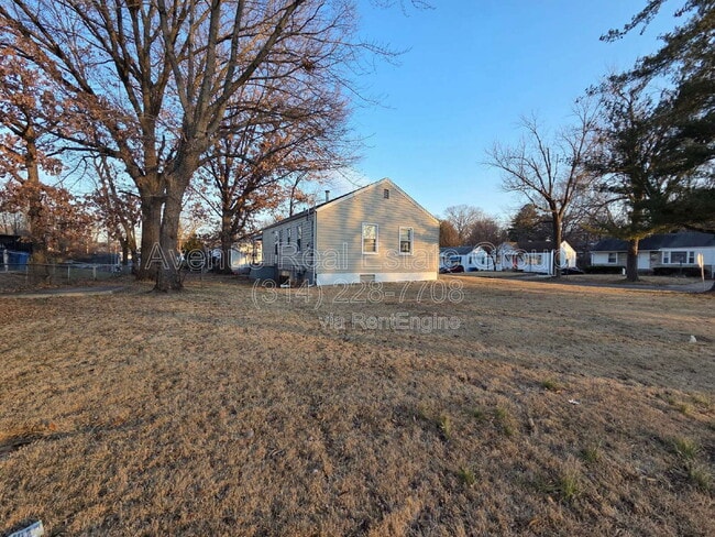 Building Photo - 8573 Kathlyn Dr