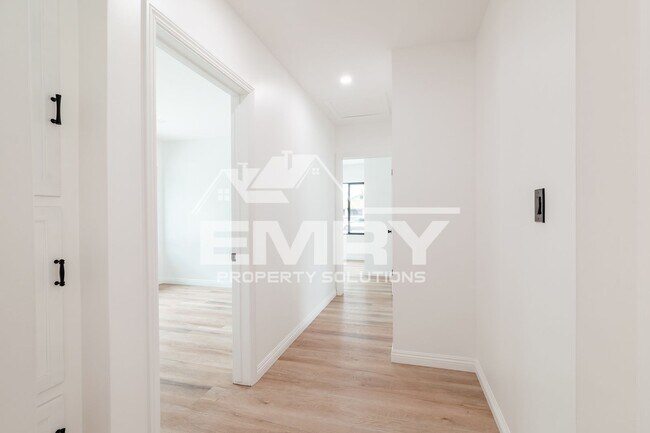 Building Photo - Amazing Deal 3 Bed 2 Bath House Plus ADU in Arrington Ave Downey