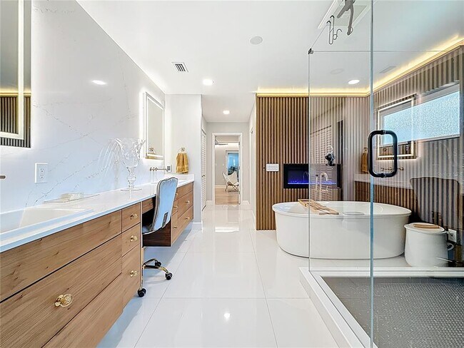 Building Photo - 8693 15th St N