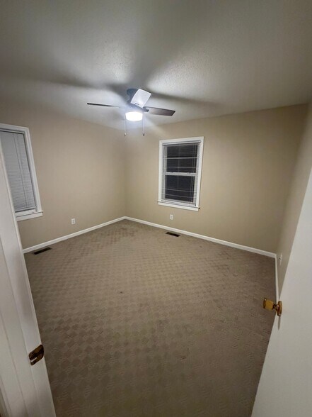 Building Photo - 280 Currituck Rd