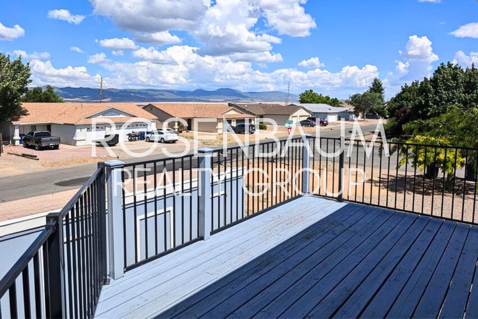 Building Photo - Charming and cozy 2-bedrooms, 1-bath upstairs unit in the heart of Prescott Valley!