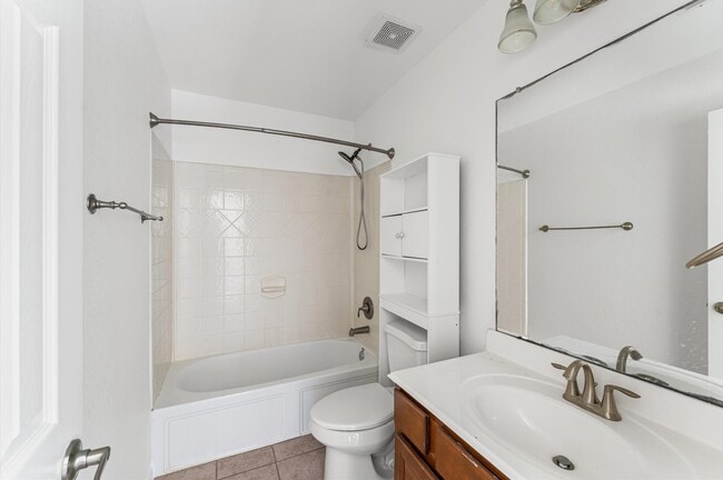 Building Photo - 1922 Boren Dr