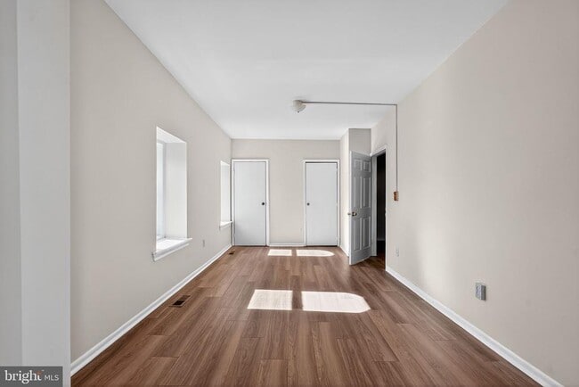 Building Photo - 59 Southard St