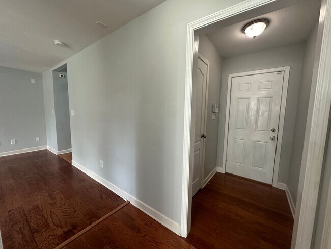 Building Photo - 4252 Redspire Ln