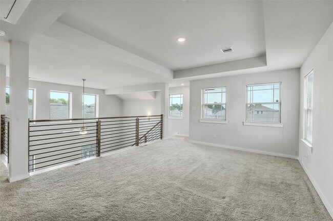 Building Photo - 2734 Pheasant Hl Ct
