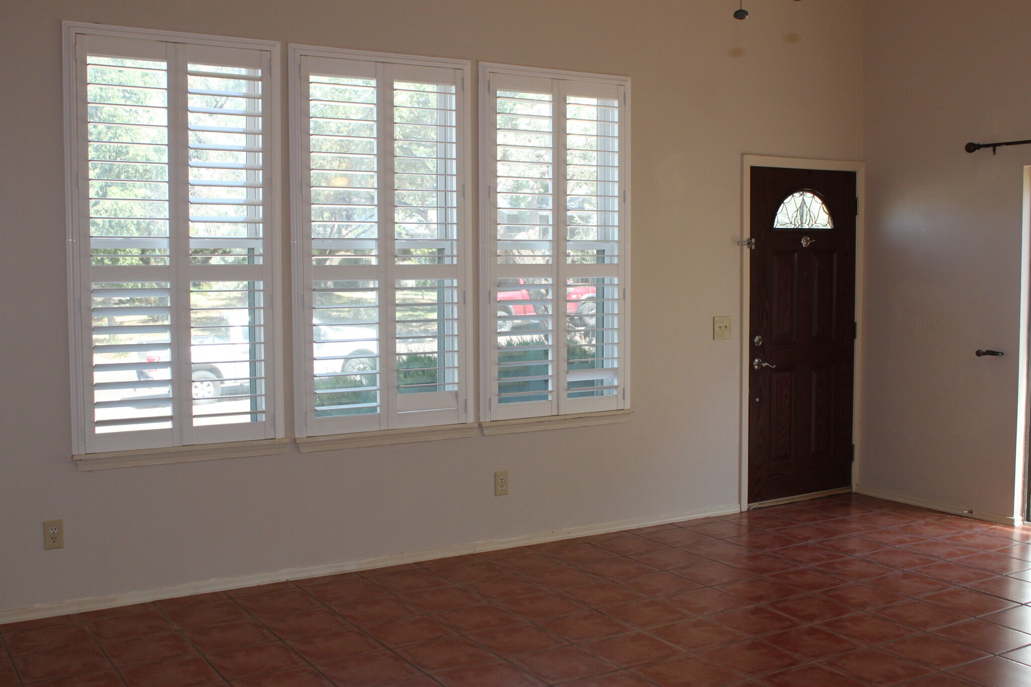 Building Photo - 24 Cherrywood Square
