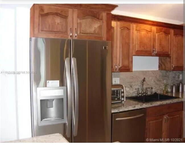 Building Photo - 9735 NW 52nd St