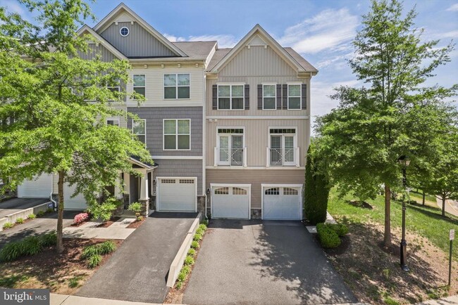 Primary Photo - 12807 Lotte Dr