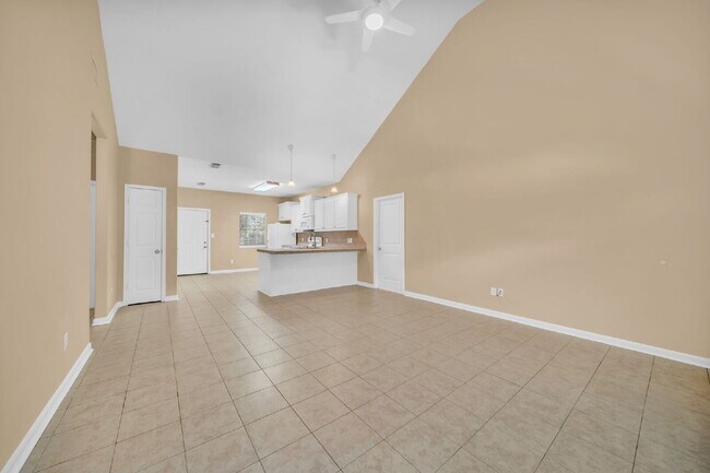 Building Photo - Live just steps from Lake Conroe in this beautifully maintained 3-bedroom, 2-bath home located in...